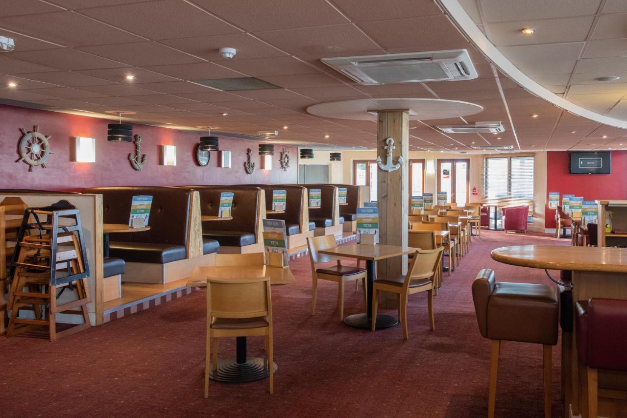 Weymouth Bay Hotel Preston  ภายนอก รูปภาพ